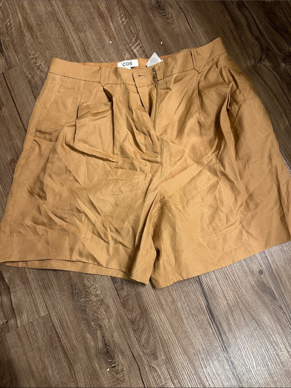 COS Pleated High-Rise Shorts in Tan